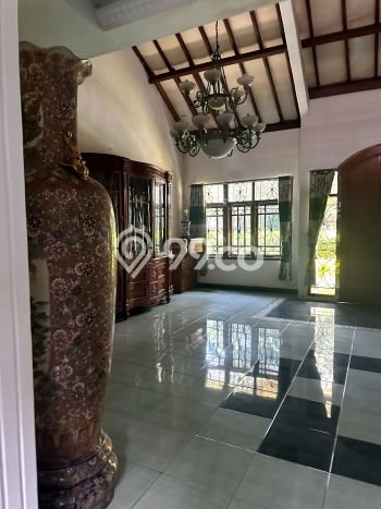 Rumah Elit Modern Tanpa Renovasi di Turangga Bandung Rumah Elit Modern Tanpa Renovasi di Turangga Bandung