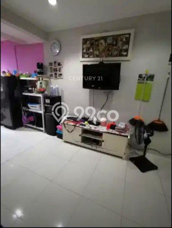 Dijual Rumah Strategis Bagus Punya 2 KT di Serpong Tangerang Selatan SHM Dijual Rumah Strategis Bagus Punya 2 KT di Serpong Tangerang Selatan SHM