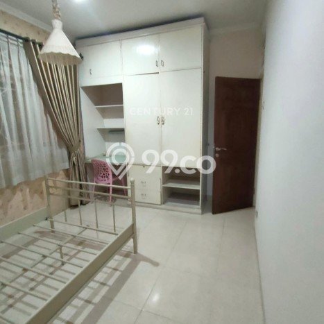 Rumah Kontrakan Tangerang Selatan LT 220m2 LB 380m2 Area Bintaro Rumah Kontrakan Tangerang Selatan LT 220m2 LB 380m2 Area Bintaro