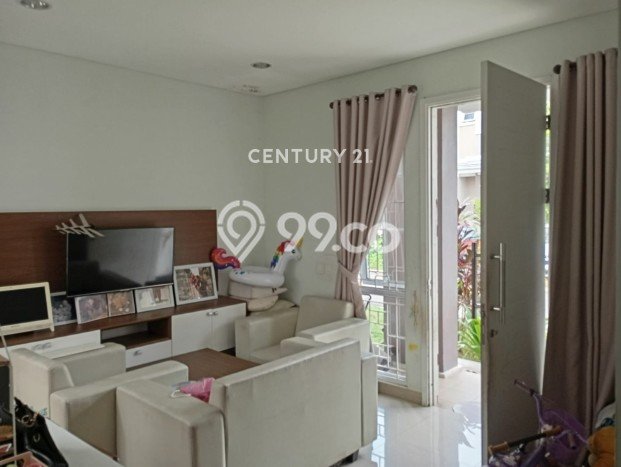 Hunian Nyaman Asri 3 KT Siap Pakai di BSD City Tangerang Hunian Nyaman Asri 3 KT Siap Pakai di BSD City Tangerang