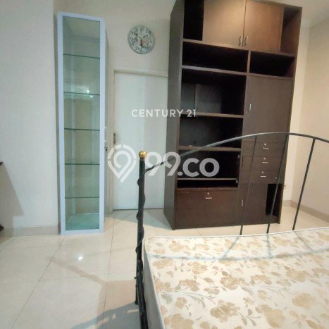 Rumah Kontrakan Tangerang Selatan LT 220m2 LB 380m2 Area Bintaro Rumah Kontrakan Tangerang Selatan LT 220m2 LB 380m2 Area Bintaro