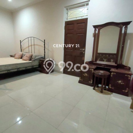 Rumah Kontrakan Tangerang Selatan LT 220m2 LB 380m2 Area Bintaro Rumah Kontrakan Tangerang Selatan LT 220m2 LB 380m2 Area Bintaro