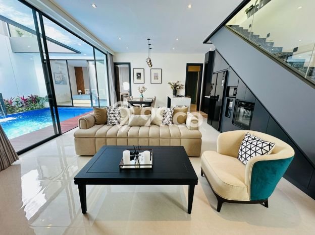 HARGA MENARIK! Vila di , Ukuran 200m2m², Lokasi Strategis dengan jalan mudah HARGA MENARIK! Vila di , Ukuran 200m2m², Lokasi Strategis dengan jalan mudah