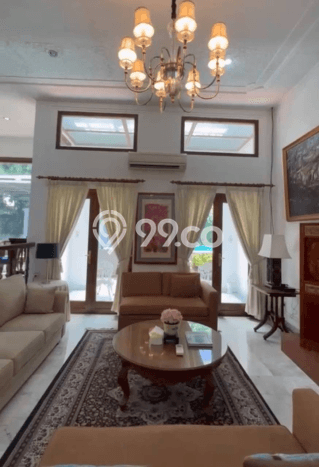 Rumah Mewah Dijual LT 909m2 di Menteng, Jakarta Pusat Rumah Mewah Dijual LT 909m2 di Menteng, Jakarta Pusat