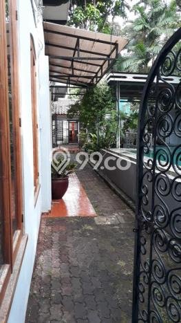 Rumah Mewah Dijual LT 909m2 di Menteng, Jakarta Pusat Rumah Mewah Dijual LT 909m2 di Menteng, Jakarta Pusat