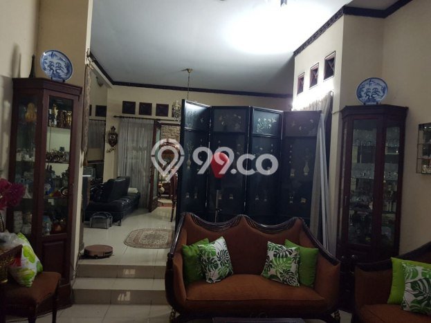 Siap Huni Rumah Mewah 6 Kamar di Kebayoran Baru Dekat ke Mana Saja Siap Huni Rumah Mewah 6 Kamar di Kebayoran Baru Dekat ke Mana Saja