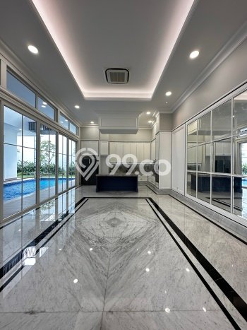 Hot Offer Hunian Mewah Ideal dan Luas di Menteng, Jakarta Pusat Hot Offer Hunian Mewah Ideal dan Luas di Menteng, Jakarta Pusat