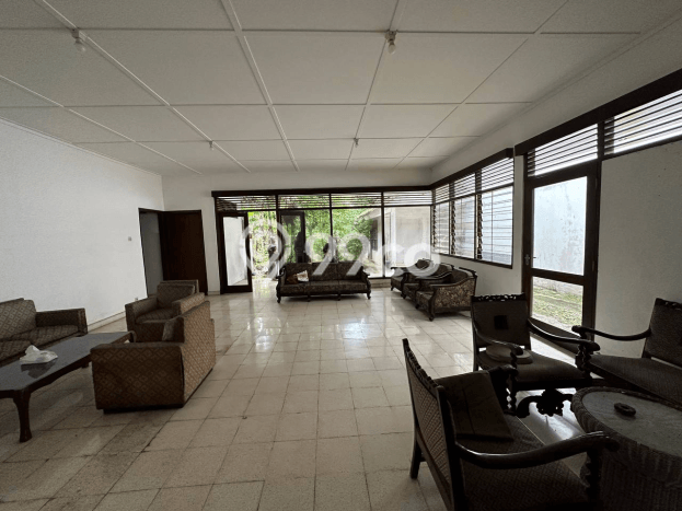 Best Deal Hunian Premium Ideal dan Luas di Menteng, Jakarta Pusat Best Deal Hunian Premium Ideal dan Luas di Menteng, Jakarta Pusat
