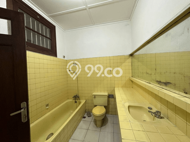 Best Deal Hunian Premium Ideal dan Luas di Menteng, Jakarta Pusat Best Deal Hunian Premium Ideal dan Luas di Menteng, Jakarta Pusat