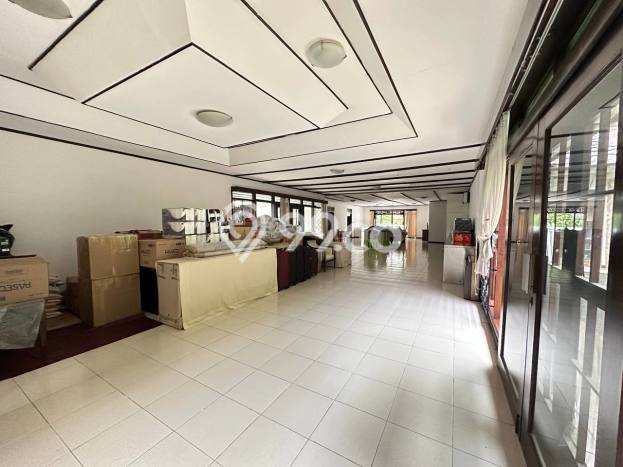 Siap Huni Rumah Mewah 4 Kamar di Menteng Dekat ke Mana Pun Siap Huni Rumah Mewah 4 Kamar di Menteng Dekat ke Mana Pun