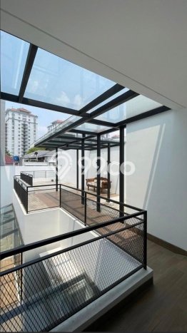 Hot Offer Hunian Premium Ideal dan Luas di Menteng, Jakarta Pusat Hot Offer Hunian Premium Ideal dan Luas di Menteng, Jakarta Pusat