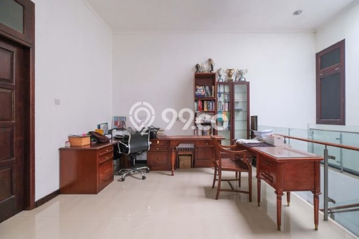 Rumah Elit Modern Siap Huni di Cipulir Jakarta Selatan Rumah Elit Modern Siap Huni di Cipulir Jakarta Selatan