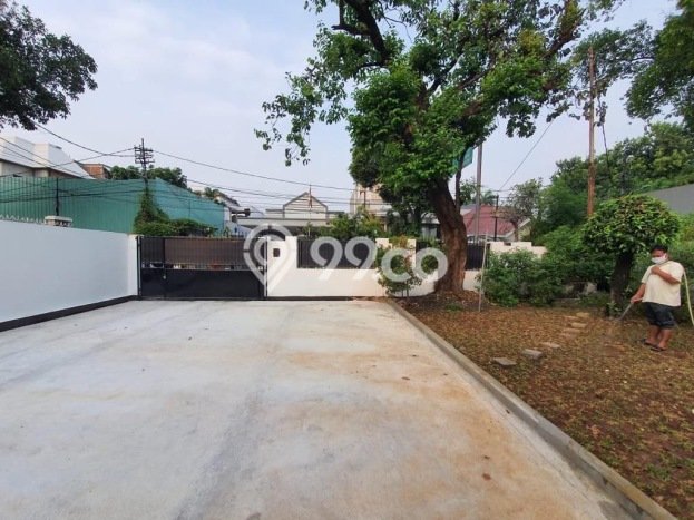 Rumah 5 Kamar Siap Huni Dikontrakkan di Menteng Harga Kompetitif Rumah 5 Kamar Siap Huni Dikontrakkan di Menteng Harga Kompetitif