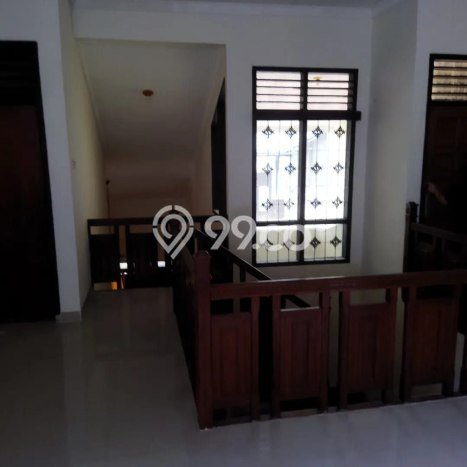 Rumah Mewah LB 163m2 Siap Huni Desain Elegan di Pondok Indah, Jakarta Selatan Rumah Mewah LB 163m2 Siap Huni Desain Elegan di Pondok Indah, Jakarta Selatan