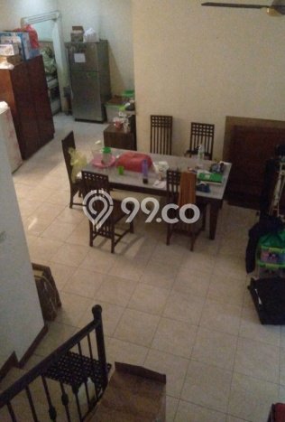 Siap Huni Hunian Elit 5 Kamar di Menteng Dekat ke Mana Pun Siap Huni Hunian Elit 5 Kamar di Menteng Dekat ke Mana Pun