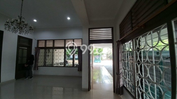 Dijual Hunian Mewah dengan Fasilitas Sekitar Komplit di Menteng, Jakarta Pusat Dijual Hunian Mewah dengan Fasilitas Sekitar Komplit di Menteng, Jakarta Pusat