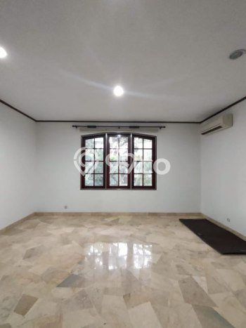 Sewa Rumah Modern di Kebayoran Baru Harga Rp 850 Juta/ Tahun Sewa Rumah Modern di Kebayoran Baru Harga Rp 850 Juta/ Tahun