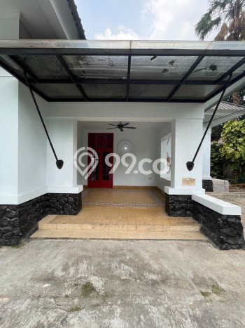 Hunian 4 Kamar Siap Huni Disewakan di Menteng Harga Kompetitif Hunian 4 Kamar Siap Huni Disewakan di Menteng Harga Kompetitif