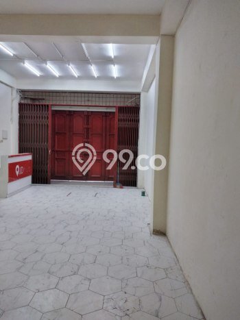 Ruko Dijual di Prime Area Jakarta Selatan Luas 200m2 Ruko Dijual di Prime Area Jakarta Selatan Luas 200m2
