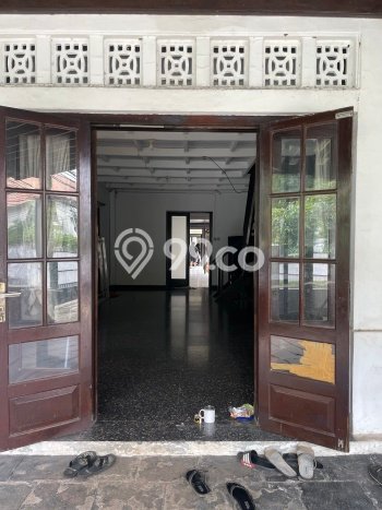 Hot Offer Hunian Premium Ideal dan Luas di Menteng, Jakarta Pusat Hot Offer Hunian Premium Ideal dan Luas di Menteng, Jakarta Pusat