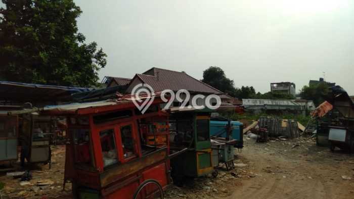 Tanah di Menteng, Jakarta Pusat Luas 878m2 Dijual Segera Tanah di Menteng, Jakarta Pusat Luas 878m2 Dijual Segera