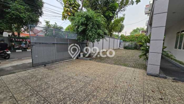 Siap Huni Rumah Mewah 5 Kamar di Menteng Dekat ke Mana Pun Siap Huni Rumah Mewah 5 Kamar di Menteng Dekat ke Mana Pun