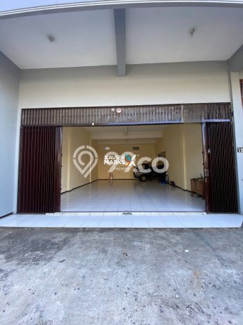 Disewakan Ruko di Kawasan Ramai Malang Kota Luas 200m2 Disewakan Ruko di Kawasan Ramai Malang Kota Luas 200m2