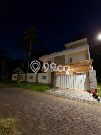 Rumah Elit Modern Siap Huni di Malang Kota Malang Rumah Elit Modern Siap Huni di Malang Kota Malang