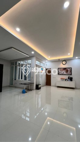 Rumah Elit Modern Tanpa Renovasi di Malang Kota Malang Rumah Elit Modern Tanpa Renovasi di Malang Kota Malang