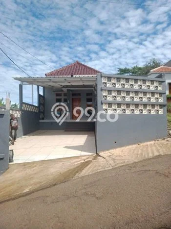 For Sale Rumah 2 Kamar Lokasi Ideal Nyaman dan Strategis di Cibiru For Sale Rumah 2 Kamar Lokasi Ideal Nyaman dan Strategis di Cibiru