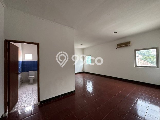 Hunian 7 Kamar Lengkap Disewakan di Menteng Harga Kompetitif Hunian 7 Kamar Lengkap Disewakan di Menteng Harga Kompetitif