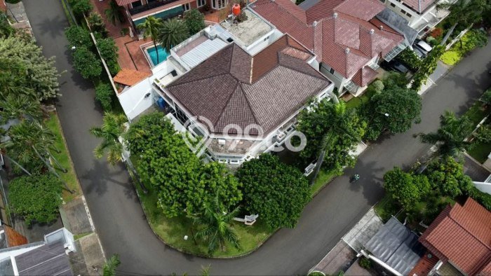 Rumah Luxury Modern Siap Huni di Pondok Indah Jakarta Selatan Rumah Luxury Modern Siap Huni di Pondok Indah Jakarta Selatan