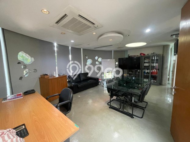 Unit Kantor Dijual di Mampang Prapatan Jakarta Selatan Luas Bangunan 1674m2 Unit Kantor Dijual di Mampang Prapatan Jakarta Selatan Luas Bangunan 1674m2
