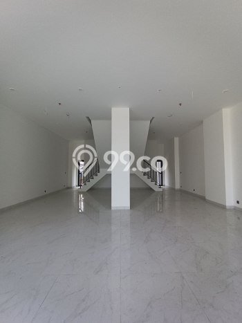 Ruko Dijual Lokasi Stratagis di Menteng Jakarta Pusat Cocok untuk Bisnis Ruko Dijual Lokasi Stratagis di Menteng Jakarta Pusat Cocok untuk Bisnis