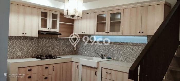 Sewa Rumah Nyaman di Menteng Harga Rp 750 Juta/ Tahun Sewa Rumah Nyaman di Menteng Harga Rp 750 Juta/ Tahun