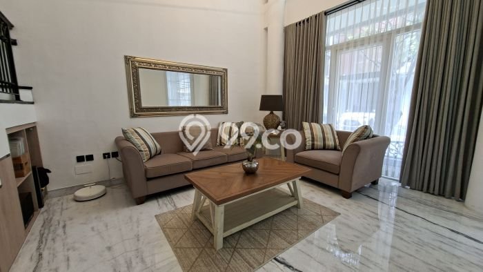 Dijual Rumah Luas Elegan Dengan View Eksklusif di Jati Padang, Jakarta Selatan Dijual Rumah Luas Elegan Dengan View Eksklusif di Jati Padang, Jakarta Selatan