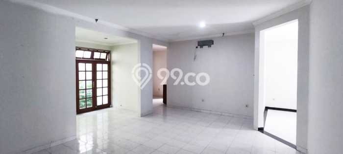 Rumah Luxury Modern Tanpa Renovasi di Pejaten Jakarta Selatan Rumah Luxury Modern Tanpa Renovasi di Pejaten Jakarta Selatan