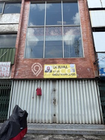 Ruko Dijual di Jakarta Selatan LT 95m2 & LB 321m2 Lokasi Terbaik! Ruko Dijual di Jakarta Selatan LT 95m2 & LB 321m2 Lokasi Terbaik!
