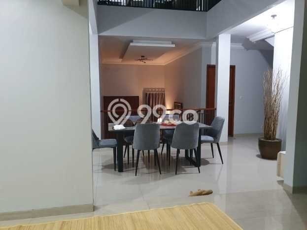 Rumah Luxury Modern Siap Huni di Setiabudi Bandung Rumah Luxury Modern Siap Huni di Setiabudi Bandung