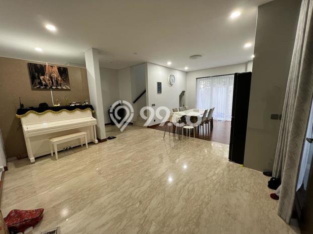 Dijual Rumah Premium dengan Fasilitas Sekitar Lengkap di BSD, Tangerang Selatan Dijual Rumah Premium dengan Fasilitas Sekitar Lengkap di BSD, Tangerang Selatan