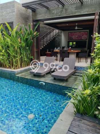 For Sale Vila Kawasan , Area 245m2m², Lokasi Strategis For Sale Vila Kawasan , Area 245m2m², Lokasi Strategis