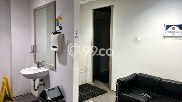 Unit Ruko disewakan di Palmerah Jakarta Barat dengan LT 150m2 / LB 650m2 Unit Ruko disewakan di Palmerah Jakarta Barat dengan LT 150m2 / LB 650m2