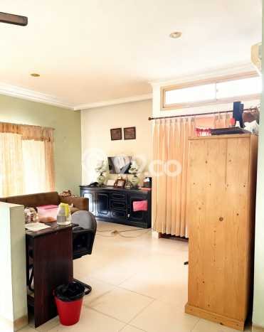 Hunian Cantik Modern Lb 180m2 di Ciputat, Tangerang Selatan Hunian Cantik Modern Lb 180m2 di Ciputat, Tangerang Selatan