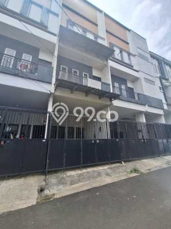 Dijual Hunian Rumah Terawat 3 Kamar di Kedoya Baru, Jakarta Barat Dijual Hunian Rumah Terawat 3 Kamar di Kedoya Baru, Jakarta Barat