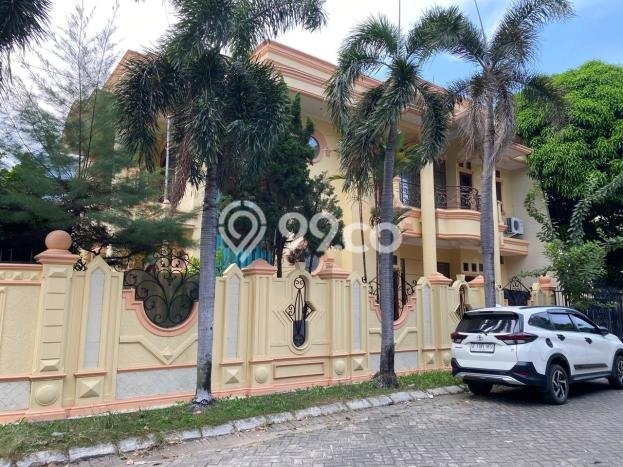 Rumah Elit LB 220m2 Siap Pakai Desain Elegan di Taman Palem, Jakarta Barat Rumah Elit LB 220m2 Siap Pakai Desain Elegan di Taman Palem, Jakarta Barat