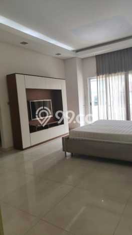 Ready to Use! Luxury House LT 143m2 Desain Modern di Duri Kepa Ready to Use! Luxury House LT 143m2 Desain Modern di Duri Kepa