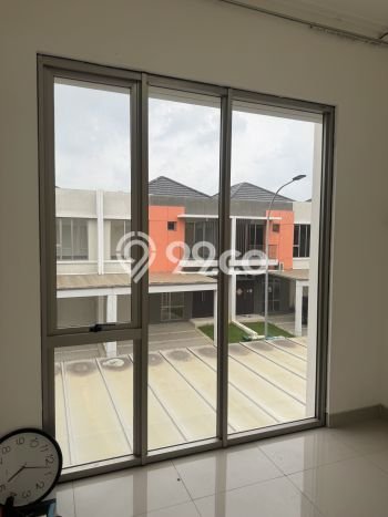 Rumah Kontrakan Jakarta Utara LT 100m2 LB 142m2 Kawasan Pantai Indah Kapuk 2 Rumah Kontrakan Jakarta Utara LT 100m2 LB 142m2 Kawasan Pantai Indah Kapuk 2