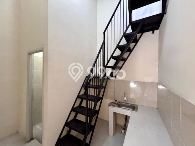 Jual Rumah Eksklusif 2 KT di Setiabudi, Jakarta Selatan Jual Rumah Eksklusif 2 KT di Setiabudi, Jakarta Selatan