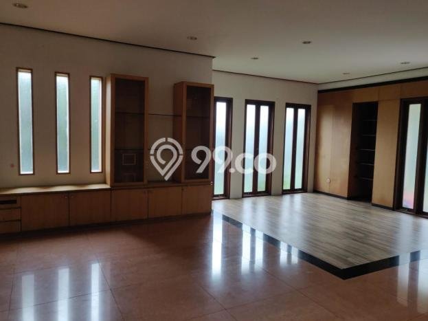 Dijual Rumah Luas Megah Dengan View Cantik di Setra Duta, Bandung Dijual Rumah Luas Megah Dengan View Cantik di Setra Duta, Bandung