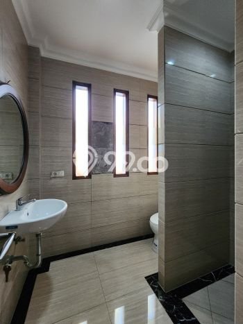 Dijual Rumah Premium dengan Fasilitas Sekitar Komplit di Jagakarsa, Jakarta Selatan Dijual Rumah Premium dengan Fasilitas Sekitar Komplit di Jagakarsa, Jakarta Selatan